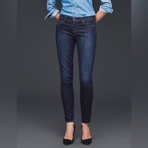 NWOT GAP 1969 TRUE SKINNY DARK BLUE DISTRESSED JEANS 2/26